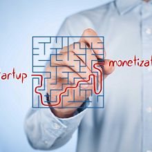 creación de contenidos con IA-Monetización y Modelo de Negocio . Un progetto di Intelligenza Artificiale e Creazione di Contenuti con IA di valeska mayte gonzalez suarez - 21.01.2025