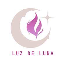 Velas | Luz de Luna. Br, ing, Identit, Graphic Design, Packaging, and Creativit project by Isidora Silva Alvarez - 01.24.2025