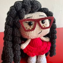 Mi proyecto del curso: Amigurumis: personas tejidas a crochet. Amigurumi, Arts, Crafts, Crochet, Fiber Arts, Textile Design, To, and Design project by Vanessa Osorio - 01.25.2025