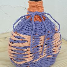 Florero. Accessor, Design, Arts, Crafts, Decoration, Fiber Arts, Upc, cling, and Weaving project by Micaela Broeckaert - 01.27.2025