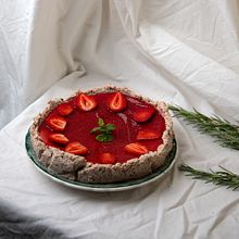 Rough Homemade Cake. Projekt z dziedziny  Kompoz, cja w fotografii, Fotografia, Fotografia c, frowa i Fotografia produktowa użytkownika Ana Luisa da Silva - 29.01.2025