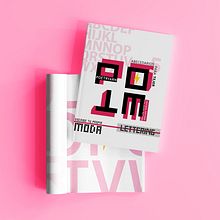 Segundo libro de Poetryarn. "POET- ESCRIBE TU PROPIA MODA". Un progetto di Illustrazione digitale, Artigianato, Textile Design, Lettering, H, lettering, Uncinetto, Maglia e Fashion design di Poetryarn - 31.01.2025