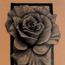 Rosa. Un proyecto de Artesanía y Diseño de tatuajes de Sonia Diaz-Maroto Pulido - 01.02.2025