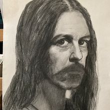 Realistic Portrait with Gaphite Pencil. Artes plásticas, Desenho, Desenho a lápis, Ilustração tradicional, Desenho de retrato, Desenho realista, Desenho artístico, Esboçado, e Desenho anatômico projeto de Jonė Alminė - 01.02.2025