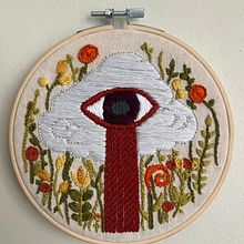 Bordado contemporáneo con puntos tradicionales mexicanos . Arts, Crafts, Embroider, Fiber Arts, and Textile Design project by zombienstein - 02.01.2025