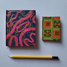 Two small sketchbooks. Arts, Crafts, Bookbinding, DIY, Traditional illustration, and Sketchbook project by Famke - 02.04.2025
