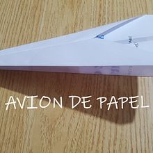 AVION DE PAPEL. Film, Film, Video, TV, and Lighting Design project by Marji F - 02.12.2025