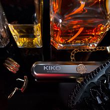 Un toque de lujo. Photograph, Product Photograph, Digital Photograph, and Photographic Lighting project by Eva Ceprián - 02.13.2025