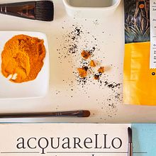 Café y cúrcuma. Marketing, Advertising, Mobile Photograph, Product Photograph, Photograph, Social Media, Instagram, Instagram Photograph, Lifest, le Photograph, and Mobile Marketing project by María Valeria Fernández - 02.18.2025