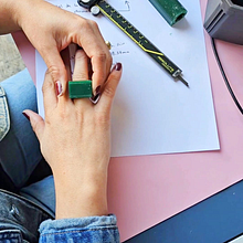 Anillo de perla grande . Un progetto di Design di accessori, Fashion design e Design di gioielli di yazmin De Santiago - 20.02.2025
