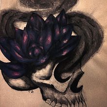 Skull and flowers. Drawing, Figure Drawing, Pencil Drawing, Realistic Drawing, and Fine Arts project by Li Wong - 02.23.2025