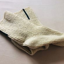 Simple socks to keep me warm. Crochet, DIY, Fashion Design, and Textile Design project by barbara.oczujda - 03.02.2025