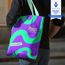 Consultoría de marca Lostaunau. Un proyecto de Br, ing e Identidad, Diseño gráfico, Dirección de arte, Diseño de logotipos, Marketing Digital, Creatividad, Comunicación, Redes Sociales y Estrategia de marca						 de Kiddo™ Estudio - 11.03.2025