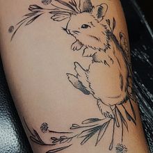 Fine line de mascota - "Conejo". Drawing, Traditional illustration, and Tattoo Design project by Cristian Manuel Bravo Salazar - 03.14.2025