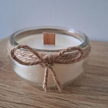 Velas perfumadas. DIY, Interior Design, and Product Design project by Joana Lopes Petinha - 03.16.2025