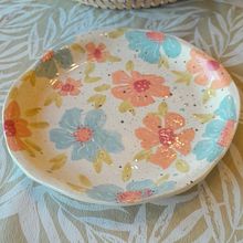Experimentar . Arts, Crafts, Decoration, DIY, and Ceramics project by sandragabrielasaez - 03.27.2025