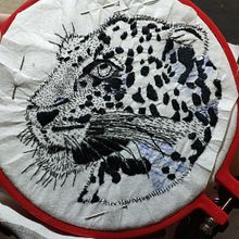 Bordado inicial . Drawing, Embroider, Fiber Arts, Traditional illustration, Realistic Drawing, and Textile Design project by Silvia Schipani - 03.28.2025