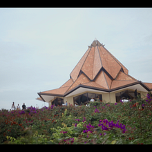 Templo Bahá'í en Colômbia. Un proyecto de Postproducción audiovisual y Corrección de color de kiansantos2000 - 28.03.2025