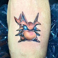 Golden Sun Tattoo Color. Digital Drawing, Digital Illustration, Drawing, Traditional illustration, and Tattoo Design project by Oliver Paredes - 03.30.2025
