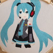 Hatsune Miku. Embroider, Traditional illustration, and Textile Design project by Micaela Broeckaert - 04.03.2025
