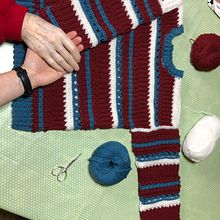 Maglione evenberry ben spiegato. Crochet, Fashion Design, Fiber Arts, and Textile Design project by susiestel - 04.09.2025