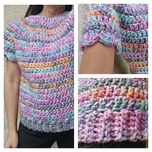 Sweater Top down circular. Accessor, Design, Crochet, DIY, Fashion Design, and Fiber Arts project by Barbara Rios Kramm - 04.20.2025