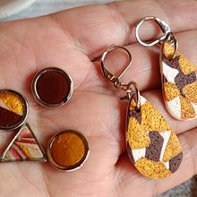 Proyecto final de Bijouteri en Arcilla Polimerica de Rous Legui . Accessor, Design, Arts, Crafts, DIY, Jewelr, and Design project by Rous Legui - 04.30.2025