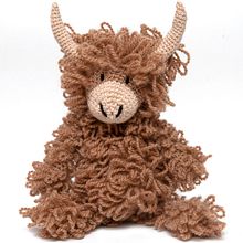 Hochlandrind. Amigurumi, Arts, Crafts, Crochet, Textile Design, To, and Design project by Jana - 05.02.2025