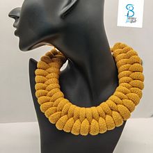 The Figure 8. Arts, Crafts, Jewelr, Design, Macramé, and Textile Design project by toniakhibi - 05.14.2025