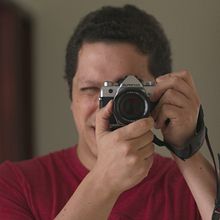 Portable professional photography - Zero FotoStudio. Photograph, Br, ing, Identit, Creativit, Portrait Photograph, Content Marketing, Studio Photograph, Instagram Photograph, Lifest, le Photograph, and Photographic Composition project by nitsch304 - 05.23.2025