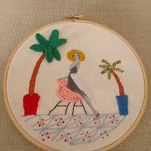 Bordado Grace. Embroider, Collage, DIY, Printing, Photograph, Paper Craft, and Textile Design project by Omaira Villaño Valencia - 05.24.2025