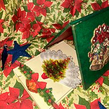 Caseta de Santa . Design, and Bookbinding project by Benjamin Guerrero Ruiz - 05.27.2025