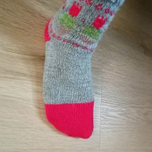 Calcetines de jardineras . Projekt z dziedziny Projektowanie dodatków, Projektowanie mod,  Tkactwo, Dziewiarstwo Ręczne, Wzornictwo tekst i liów użytkownika acostaguadalupe531 - 04.06.2025