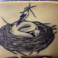 La mujer y el nido . Projekt z dziedziny  R, sunek, Trad, c, jna ilustracja i Projektowanie tatuaż użytkownika WOLFANG MARTINEZ - 05.06.2025
