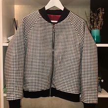 Bomber Jacket. Fashion Design, Patternmaking, Dressmaking, and Sewing project by Lenny Castillo - 06.07.2025
