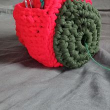 Bolso ayudante de crochet de trapill. Crochet project by Melania Herrera Padilla - 06.19.2025