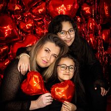 Mini Valentine's Day photo shoot in your kitchen. Photograph, and Photographic Lighting project by tuszkin - 06.23.2025