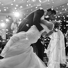 Baile de los novios. Photograph project by Omar Mata Hernández - 06.24.2025