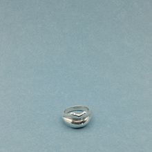 Anello bocca. Accessor, Design, Fashion Design, Jewelr, and Design project by e_carrara96 - 06.26.2025