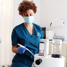 Airflow dental . Un progetto di Fotografia, Postproduzione fotografica, Ritocco fotografico e Fotografia documentaria di natxo jimenez - 27.06.2025
