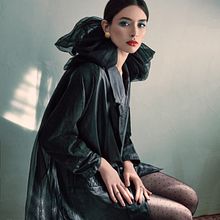 M O O N C H I L D. Un proyecto de Retoque fotográfico, Post-producción fotográfica		 y Fotografía de moda de Renato Dirrezi - 30.06.2025