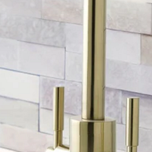 Gold Bathroom UK Experts Reveal: Why Brushed Kitchen Taps Are the Smart Choice Ein Projekt aus dem Bereich Digitale Illustration, Bildende Künste und Grafikdesign von gbukseo - 01.07.2025