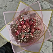 Inicia una historia de amor.. Arts, Crafts, Photograph, Design, Marketing, Stor, telling, Floral, and Plant Design project by Life On Mars Sofía Escobar - 07.06.2025