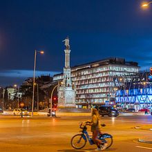 Luces de la calle Ein Projekt aus dem Bereich Digitalfotografie, Lifest, le-Fotografie, Außenfotografie, Fotografie, Porträtfotografie und Fotografisches Selbstporträt von MAURICIO BAHAMONDE CANUMAN - 10.07.2025