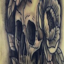 Calavera NeoTradicional y Hanya Japones Tradicional. Un projet de Conception de tatouage de Edgar Vargas Zumbado - 13.07.2025