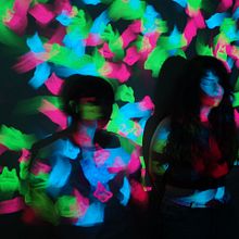 Interactive Particle System for Long Stay Ultra Girls. Un projet de Conception de produits numériques, Motion design, Multimédia, Webdesign, Programmation, Photographie , et Conception de produits de alessioferraioli - 15.07.2025