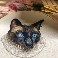 Meu 1 pet bordado . Projekt z dziedziny  Haft, Ilustracja naturalist, czna, Wzornictwo tekst i liów użytkownika Flávia - 20.07.2025