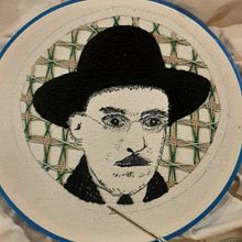 Fernando Pessoa, por Alexandra Lopes. Een project van Borduurwerk y Textielontwerp van alexandrabarello - 28.07.2025