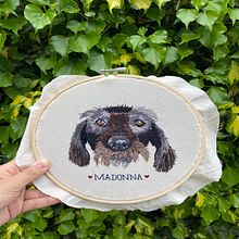 Madonna bordada. Un progetto di Ricamo, Textile Design, Artigianato e DIY di Javiera Fuenzalida Carvallo - 01.08.2025