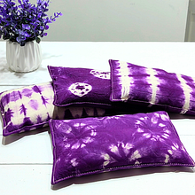 Técnica Shibori. Projekt z dziedziny Projektowanie mod, Craft, DIY, Farbowanie tkanin, Wzornictwo tekst i liów użytkownika andreamoscetta - 05.08.2025